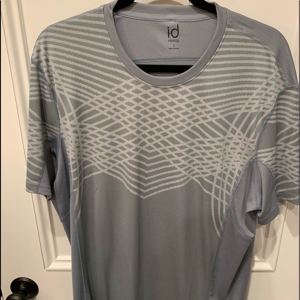 Men’s Tee Shirt.
